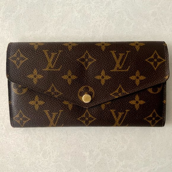 Louis Vuitton Handbags - Louis Vuitton Sarah wallet